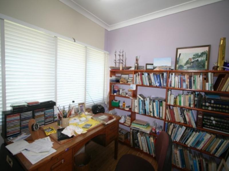 139 Miles Street, Tenterfield NSW 2372