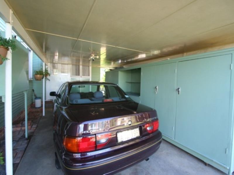 139 Miles Street, Tenterfield NSW 2372