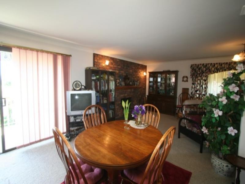 18 Wood Street, Tenterfield NSW 2372