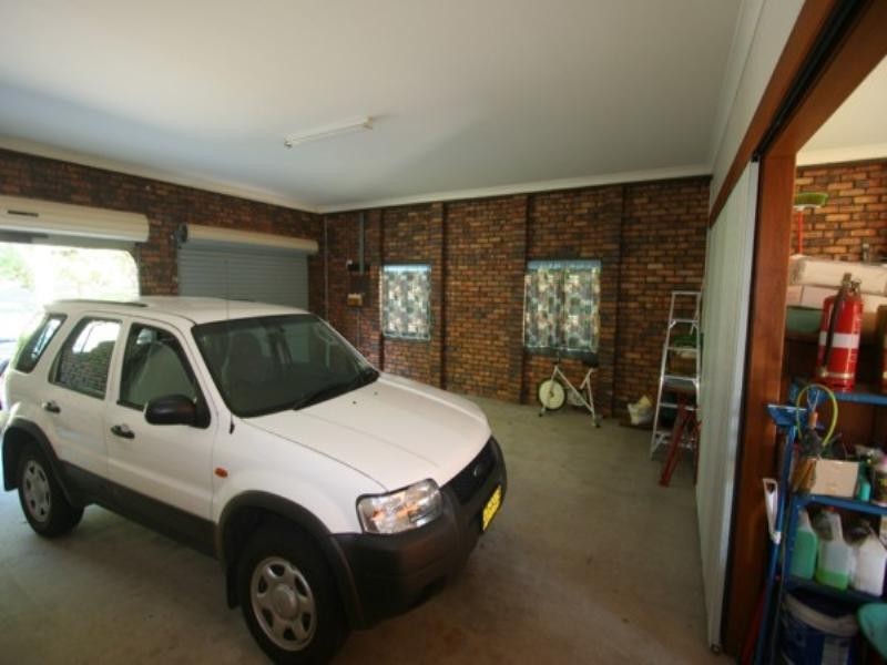 18 Wood Street, Tenterfield NSW 2372