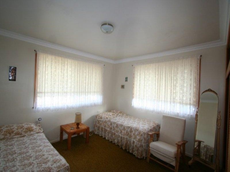 100 Martin Street, Tenterfield NSW 2372