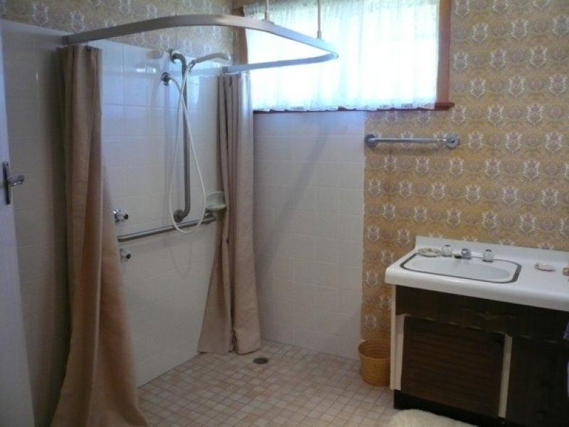 100 Martin Street, Tenterfield NSW 2372