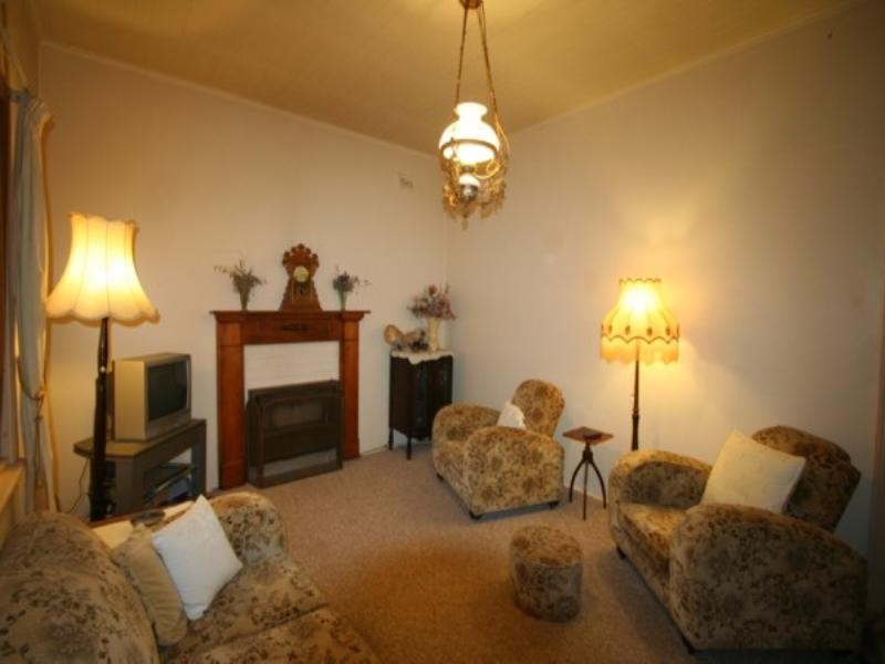 50 Wood Street, Tenterfield NSW 2372