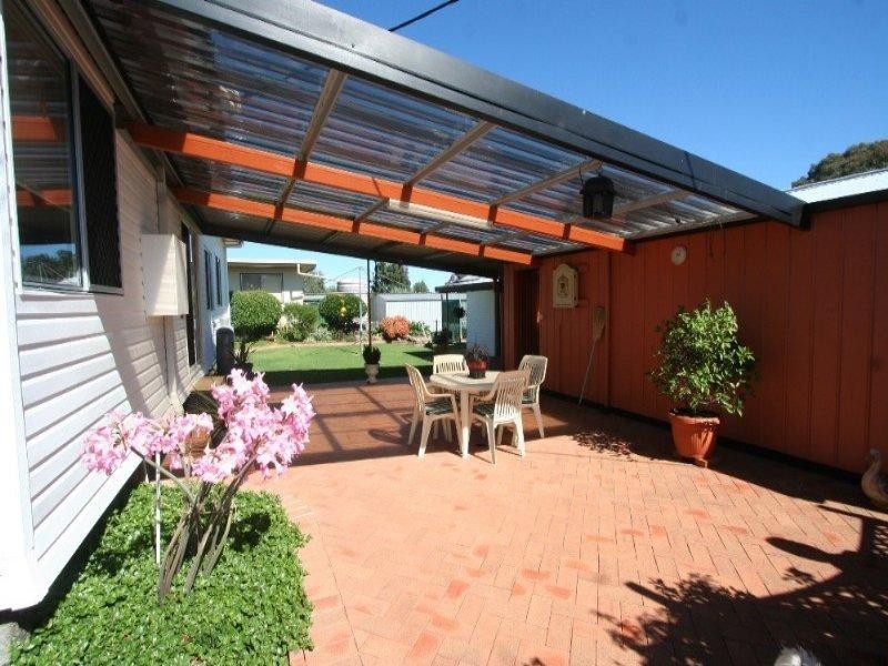 132 Miles Street, Tenterfield NSW 2372