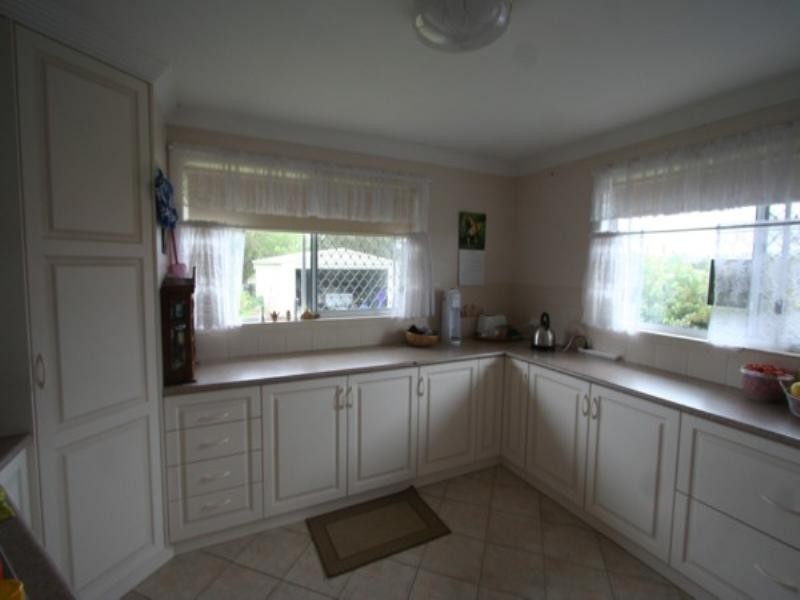 225 Bulwer Street, Tenterfield NSW 2372