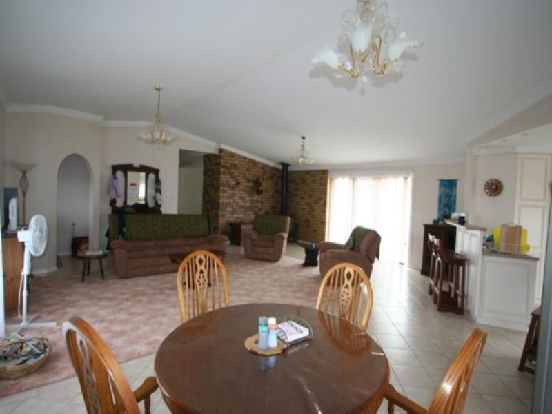 225 Bulwer Street, Tenterfield NSW 2372