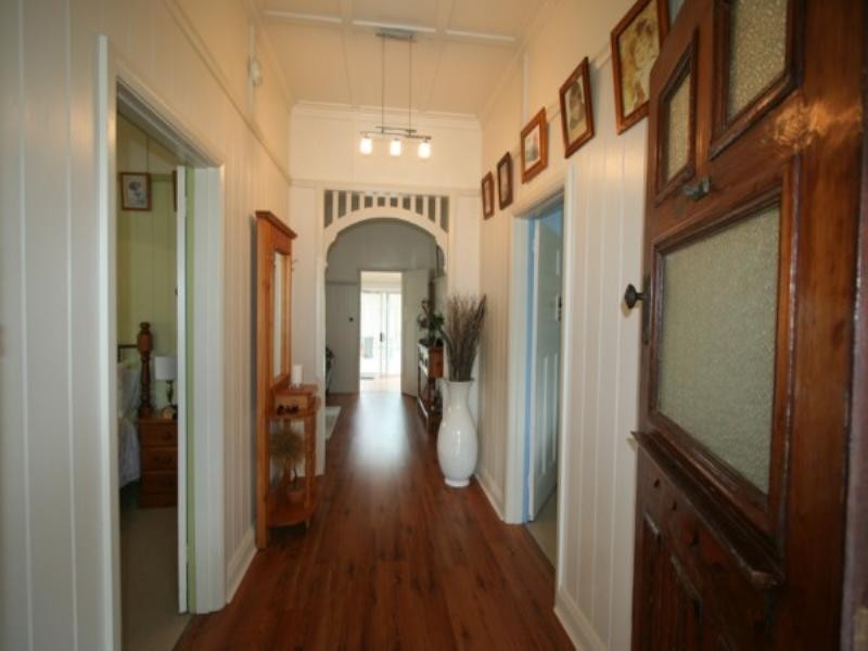 180 Manners Street, Tenterfield NSW 2372