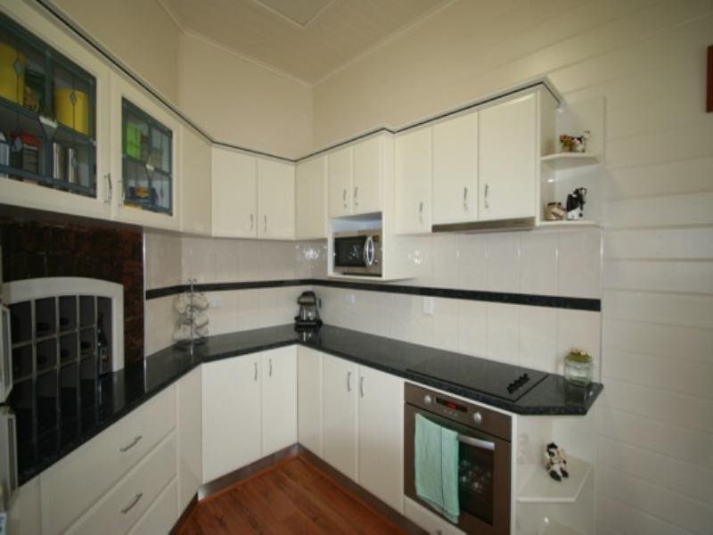 180 Manners Street, Tenterfield NSW 2372