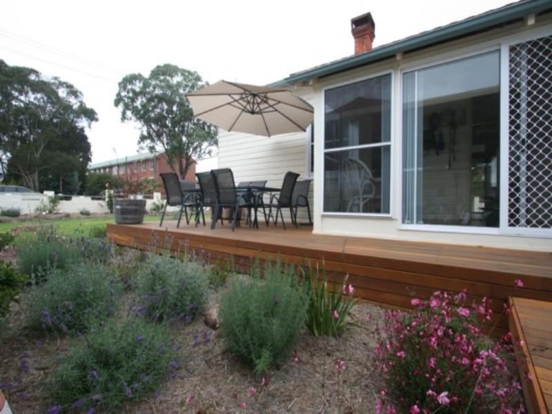 180 Manners Street, Tenterfield NSW 2372