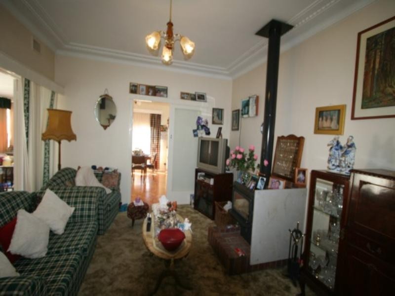 39 Margaret Street, Tenterfield NSW 2372