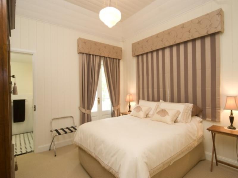 81 Logan Street, Tenterfield NSW 2372