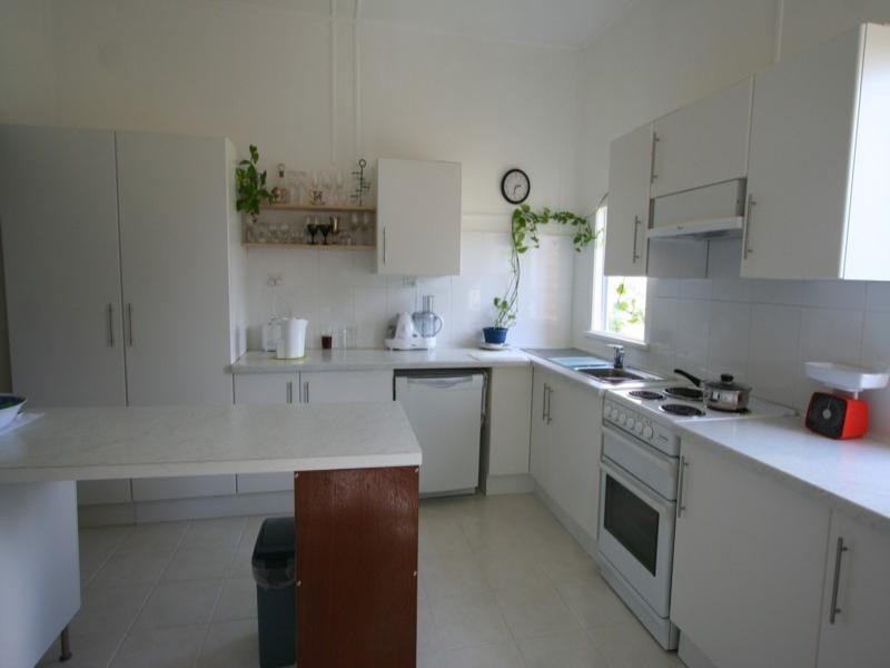 39 Douglas Street, Tenterfield NSW 2372