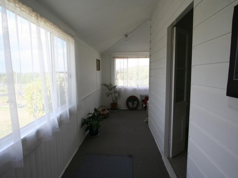 39 Douglas Street, Tenterfield NSW 2372