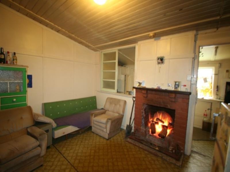 100 Bulwer Street, Tenterfield NSW 2372