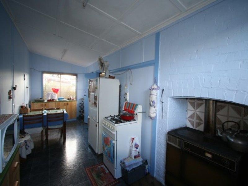 44 Margaret Street, Tenterfield NSW 2372