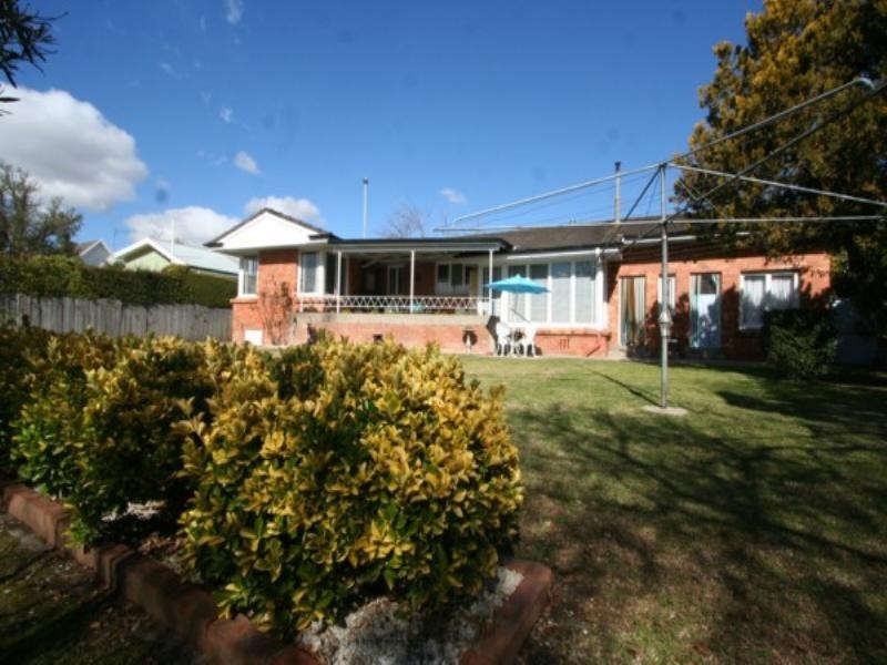 166 Manners Street, Tenterfield NSW 2372