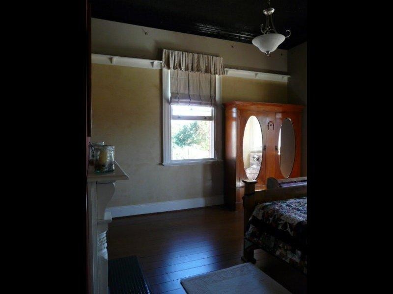 151 Petrie Street, Tenterfield NSW 2372