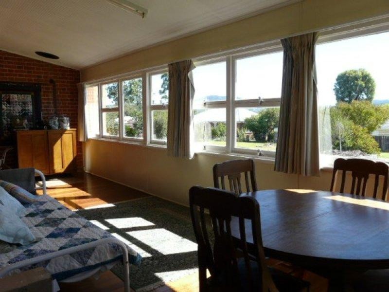 151 Petrie Street, Tenterfield NSW 2372