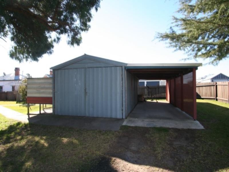 101 Logan Street, Tenterfield NSW 2372