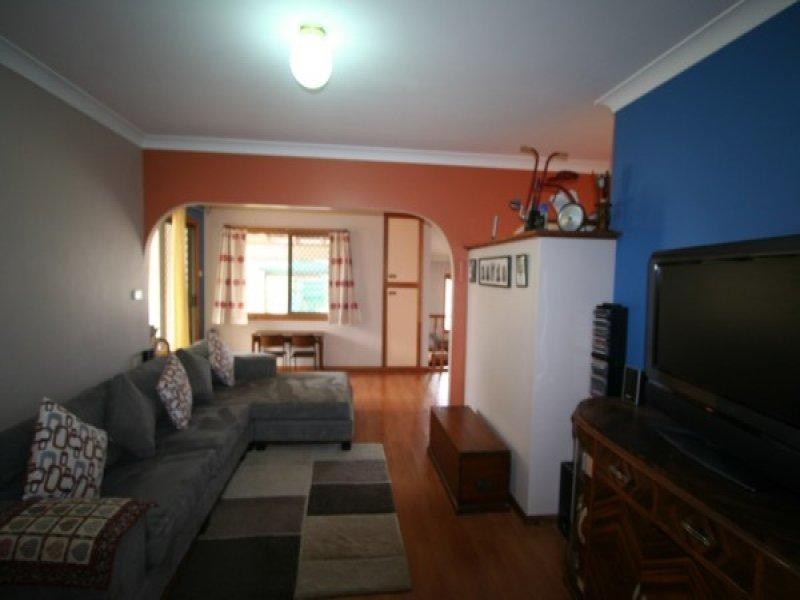 131 Logan Street, Tenterfield NSW 2372