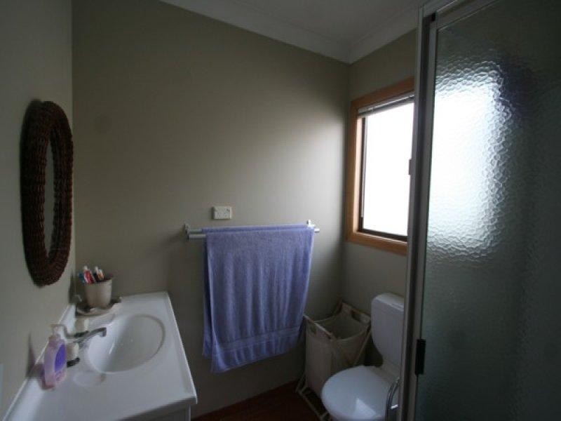 131 Logan Street, Tenterfield NSW 2372