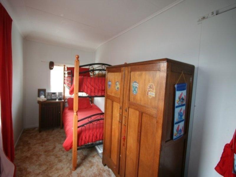 131 Logan Street, Tenterfield NSW 2372