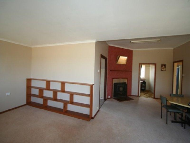 3 Molesworth Street, Tenterfield NSW 2372