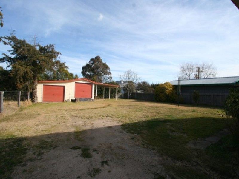 3 Molesworth Street, Tenterfield NSW 2372