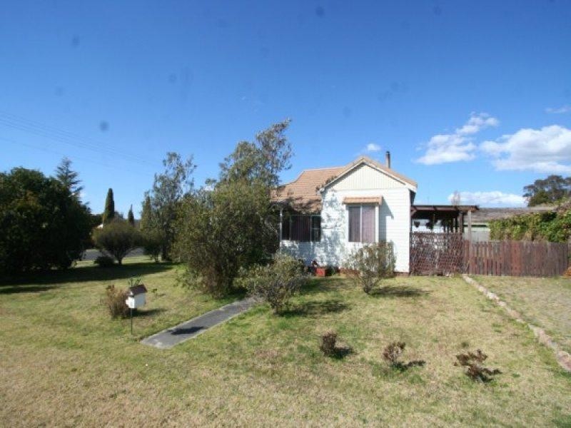 118 Bulwer Street, Tenterfield NSW 2372