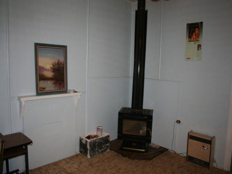 72 Manners Street, Tenterfield NSW 2372