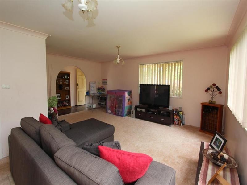 215 Logan Street, Tenterfield NSW 2372
