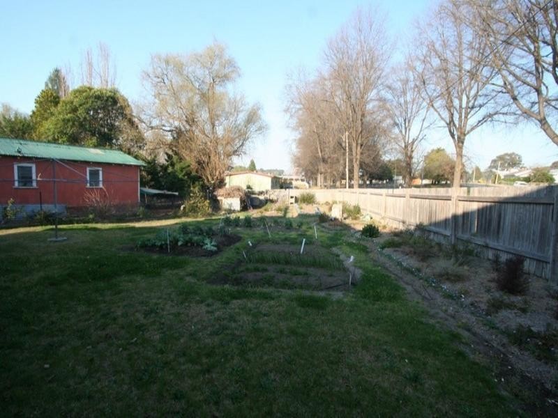 138 Bulwer Street, Tenterfield NSW 2372