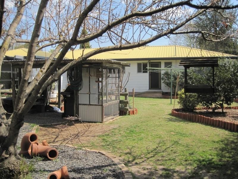 91 Logan Street, Tenterfield NSW 2372