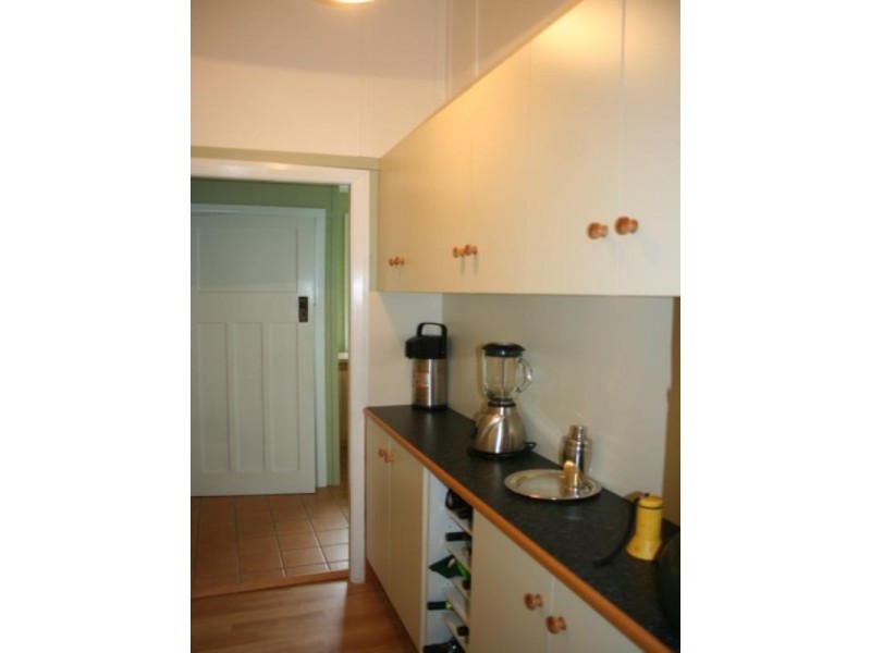 111 Molesworth Street, Tenterfield NSW 2372