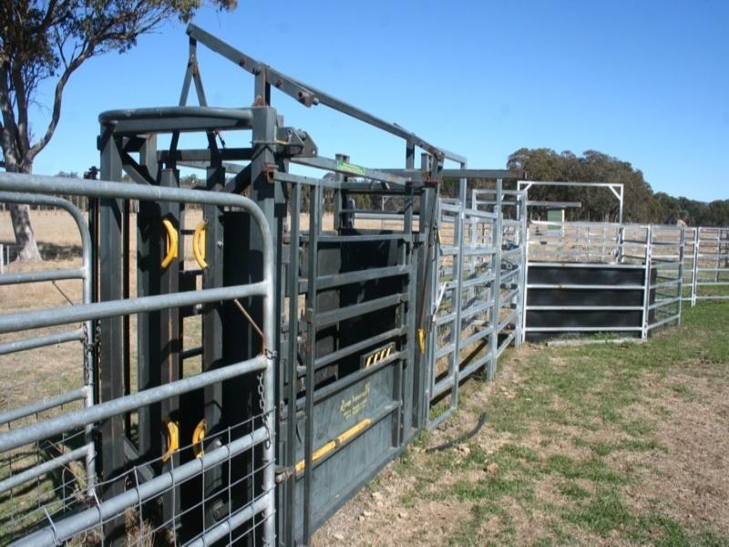 ‘St John’ Robinsons Road, Tenterfield NSW 2372