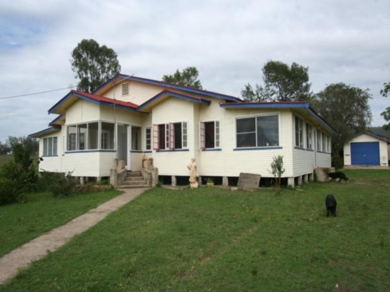 Top Station Riverton Road, Tenterfield NSW 2372