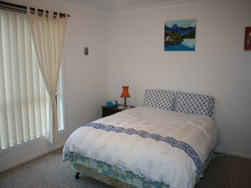 4 Martin Street, Tenterfield NSW 2372