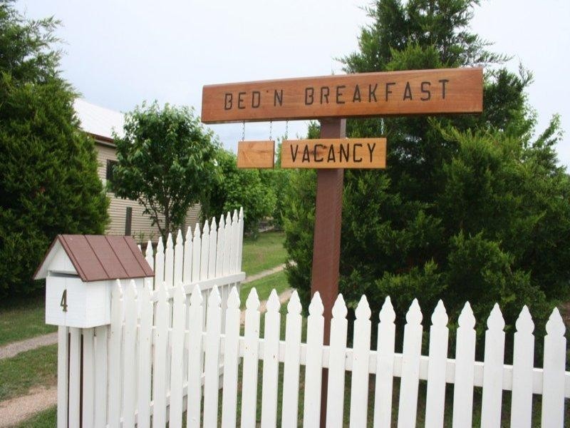 4 Martin Street, Tenterfield NSW 2372