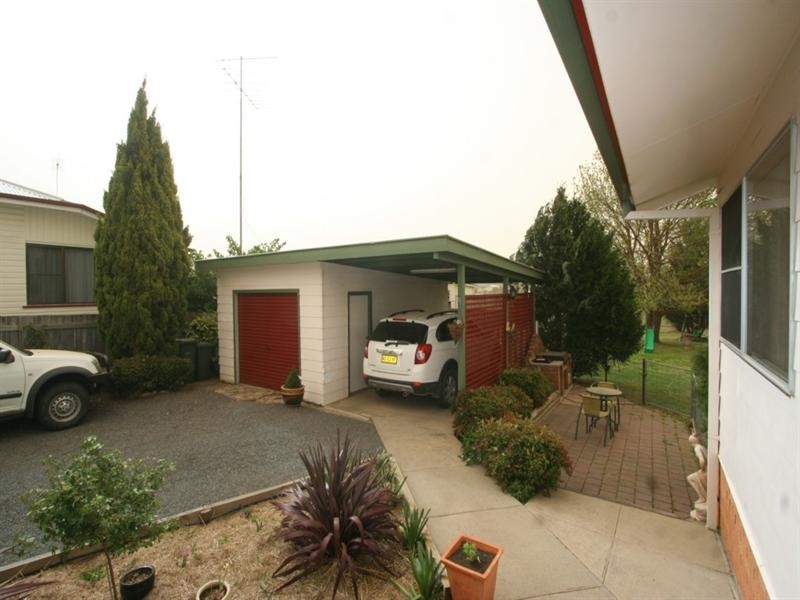 62 Molesworth Street, Tenterfield NSW 2372