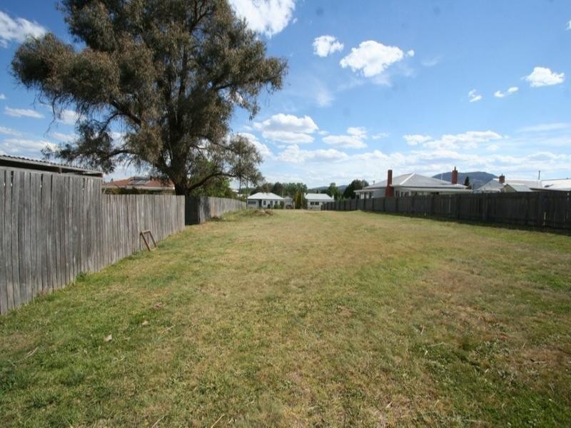 60 High Street, Tenterfield NSW 2372