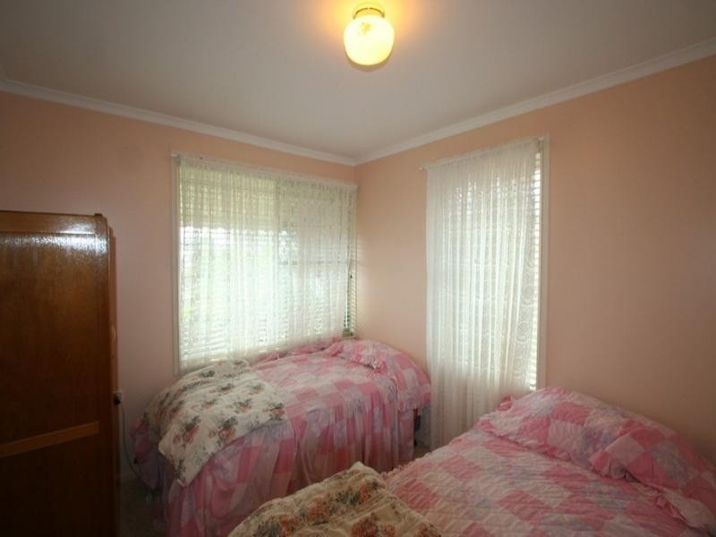 34 Railway Street, Tenterfield NSW 2372