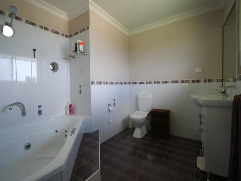 179a Pelham Street, Tenterfield NSW 2372