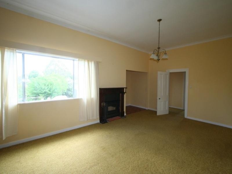 381 Rouse Street, Tenterfield NSW 2372