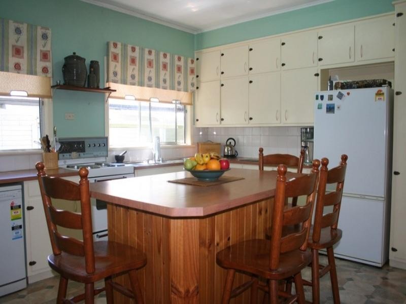 15 Margaret Street, Tenterfield NSW 2372