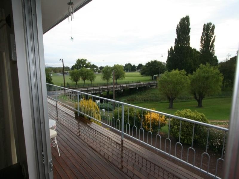 67A High Street, Tenterfield NSW 2372