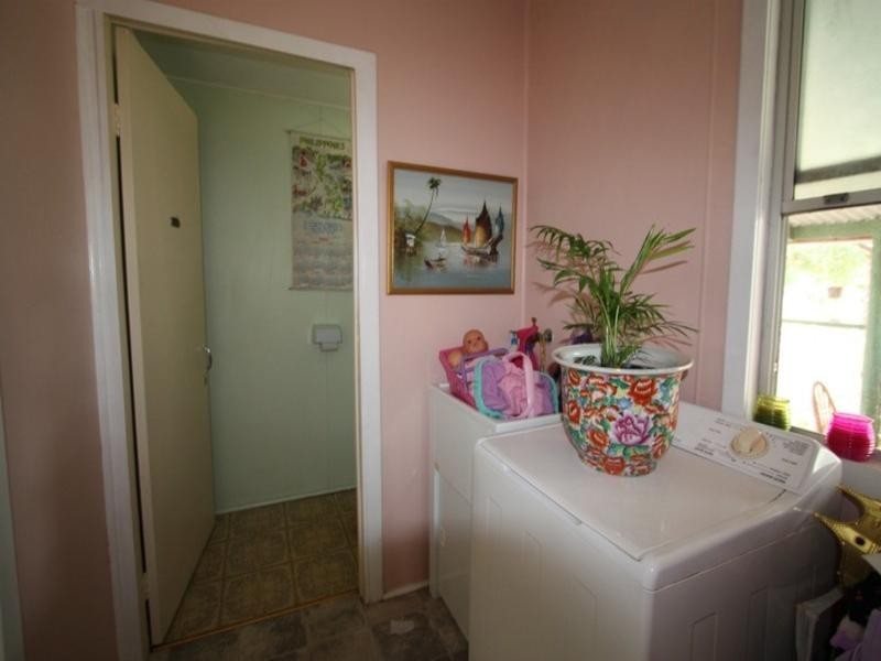62 Simpson Street, Tenterfield NSW 2372