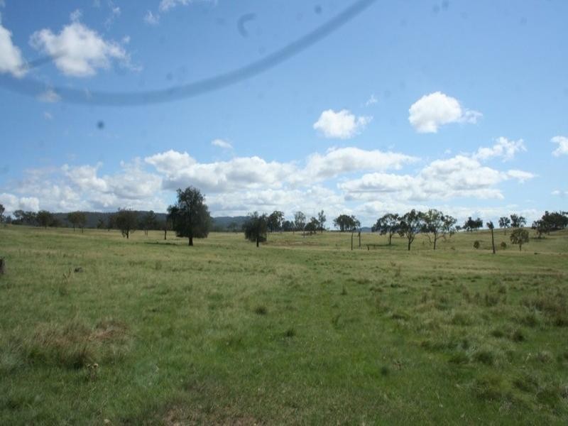 3 Roos Road, Tenterfield NSW 2372