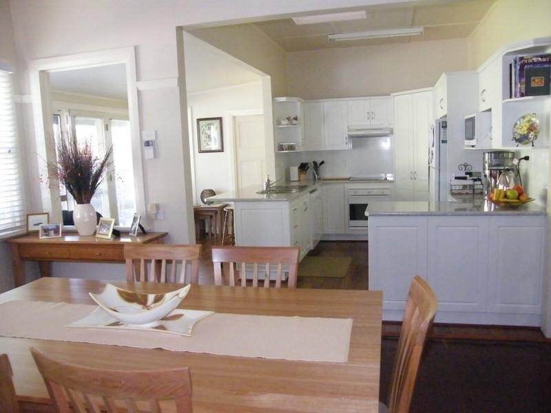 166 Bulwer Street, Tenterfield NSW 2372