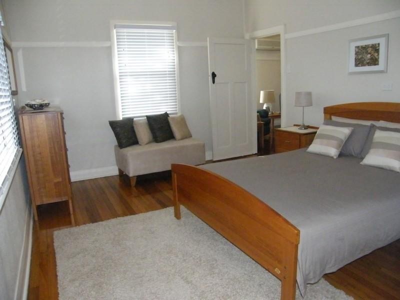 166 Bulwer Street, Tenterfield NSW 2372