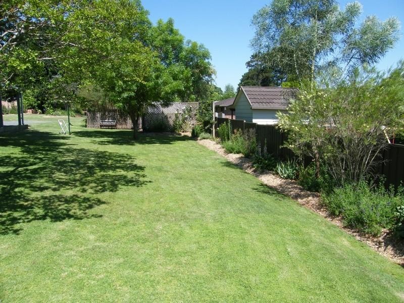 166 Bulwer Street, Tenterfield NSW 2372